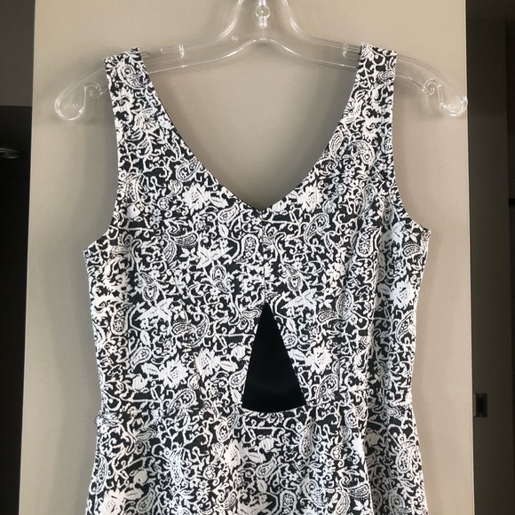 Cut out Mini Dress - Picture 5 of 6